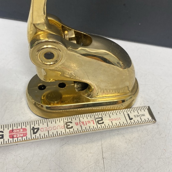 Royal Mark Embosser D'Elegance Gold Personal Manual Stamper - Picture 10 of 17